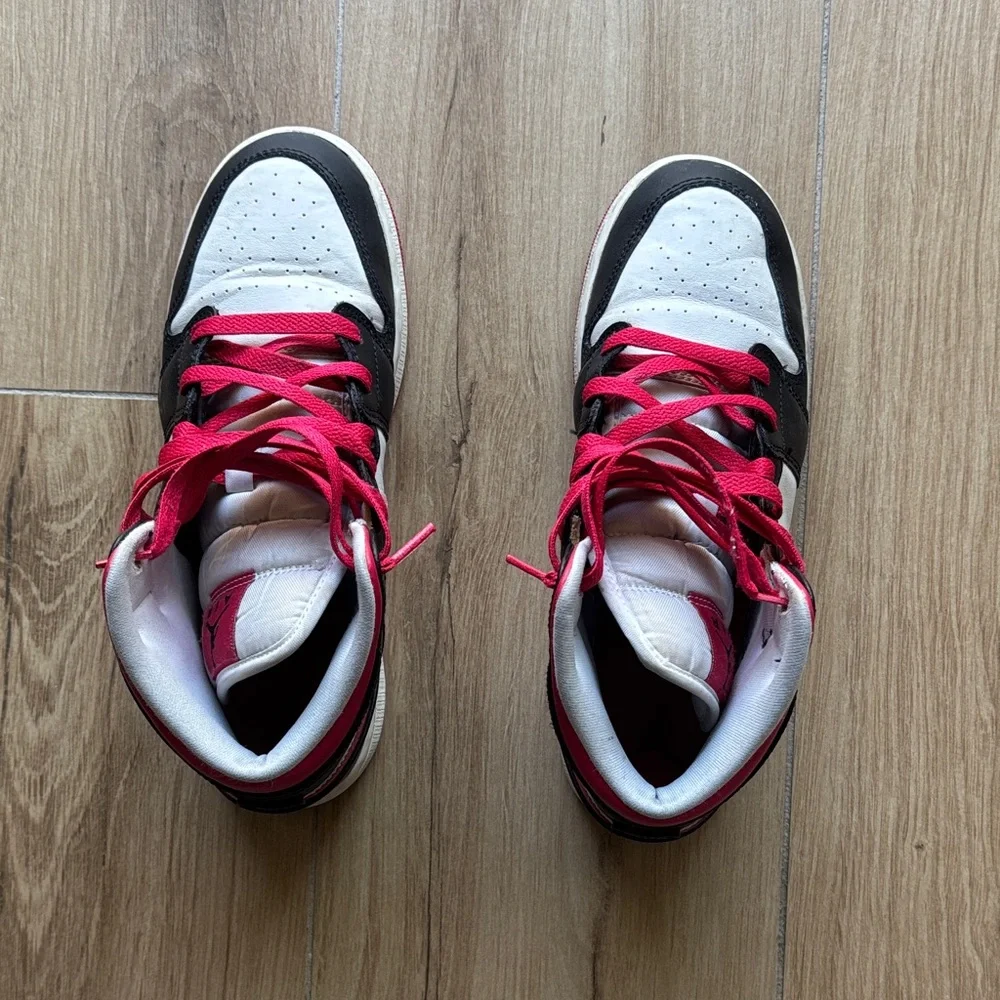 Nike Air Jordan 1 Mid Sneakers in Red, Black & White - Picture 3 of 8